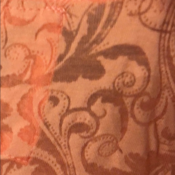 Orange tshirt - Picture 6 of 6